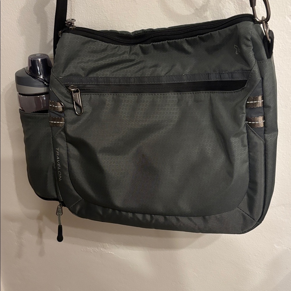 Travelon Anti Theft Active Large Crossbody Bag Charcoal - Picture 3 of 8